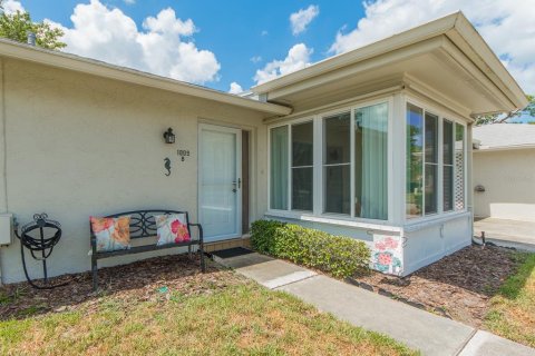House in Palm Harbor, Florida 2 bedrooms, 92.9 sq.m. № 2205580 - photo 4