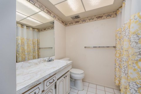 House in Palm Harbor, Florida 2 bedrooms, 92.9 sq.m. № 2205580 - photo 20