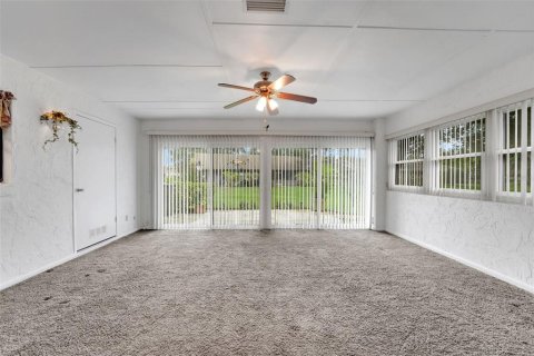 Casa en venta en Winter Haven, Florida, 2 dormitorios, 150.97 m2 № 1876622 - foto 8