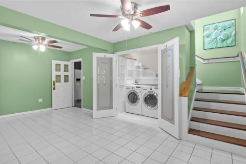 Casa en venta en Gulfport, Florida, 5 dormitorios, 247.49 m2 № 1848424 - foto 24