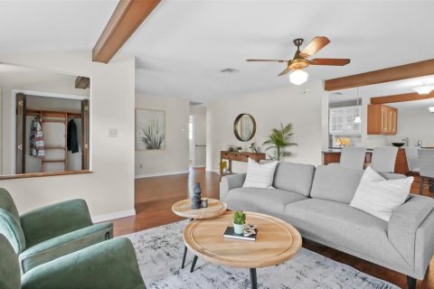 Casa en venta en Gulfport, Florida, 5 dormitorios, 247.49 m2 № 1848424 - foto 8