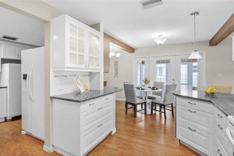 Casa en venta en Gulfport, Florida, 5 dormitorios, 247.49 m2 № 1848424 - foto 13