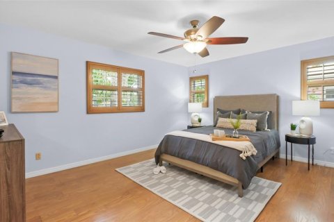 Casa en venta en Gulfport, Florida, 5 dormitorios, 247.49 m2 № 1848424 - foto 16