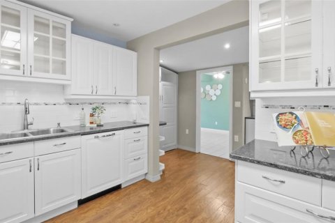 Casa en venta en Gulfport, Florida, 5 dormitorios, 247.49 m2 № 1848424 - foto 12