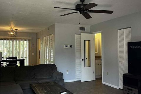 Copropriété à louer à Gainesville, Floride: 2 chambres, 105.26 m2 № 1895213 - photo 9
