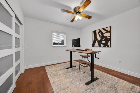 Купить виллу или дом в Майами, Флорида 4 спальни, 221.2м2, № 2036415 - фото 13