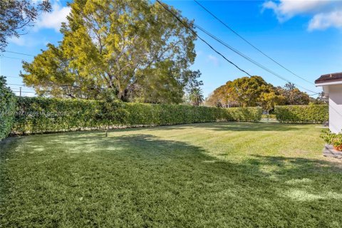 Купить виллу или дом в Майами, Флорида 4 спальни, 221.2м2, № 2036415 - фото 20