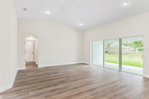 House in Palm Coast, Florida 3 bedrooms, 205.13 sq.m. № 1559831 - photo 28