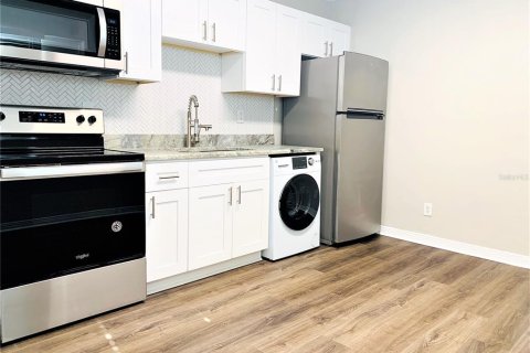 Appartement à louer à Tampa, Floride: 2 chambres, 40.23 m2 № 2156258 - photo 4