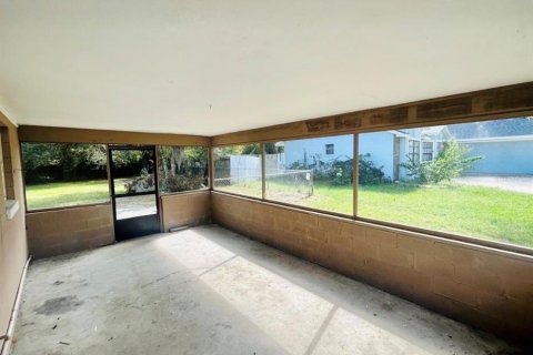 Villa ou maison à vendre à Deltona, Floride: 2 chambres, 72.46 m2 № 2233992 - photo 5