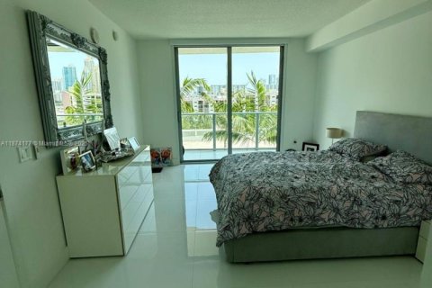 Condominio en venta en Sunny Isles Beach, Florida, 2 dormitorios, 141.58 m2 № 1980140 - foto 6