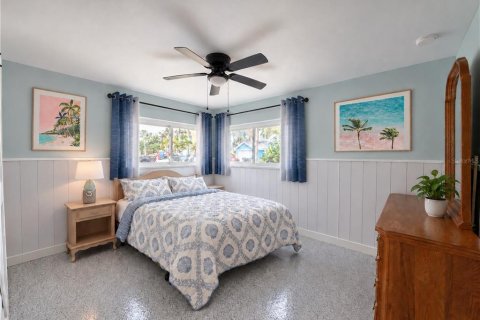Villa ou maison à louer à Redington Shores, Floride: 2 chambres, 98.85 m2 № 2416824 - photo 5