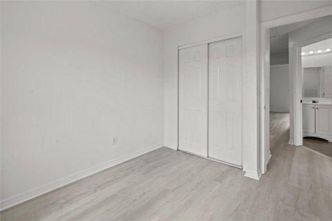 Condominio en alquiler en Orlando, Florida, 3 dormitorios, 130.53 m2 № 1792187 - foto 21