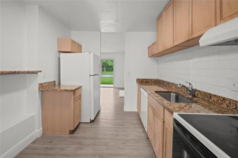 Condominio en alquiler en Orlando, Florida, 3 dormitorios, 130.53 m2 № 1792187 - foto 7