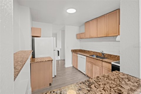 Condominio en alquiler en Orlando, Florida, 3 dormitorios, 130.53 m2 № 1792187 - foto 8