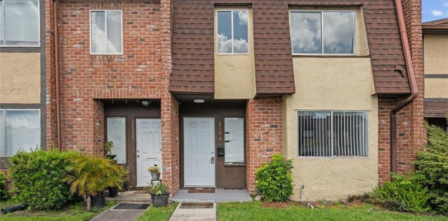 Condominio en Orlando, Florida, 3 dormitorios № 1792187