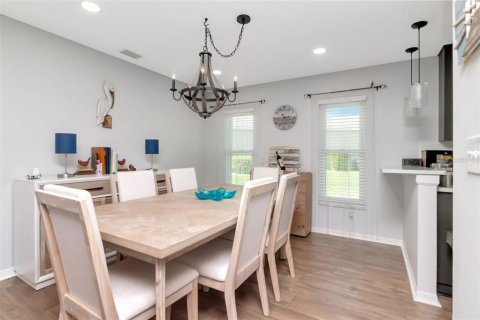 Condo in Sun City Center, Florida, 2 bedrooms  № 1802020 - photo 22