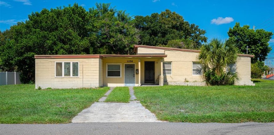 Immobilier commercial à Orlando, Floride 143.91 m2 № 2398598