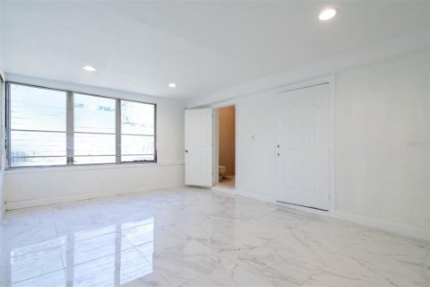 Immobilier commercial à vendre à Orlando, Floride: 143.91 m2 № 2398598 - photo 11