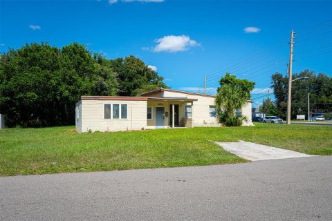 Immobilier commercial à vendre à Orlando, Floride: 143.91 m2 № 2398598 - photo 3