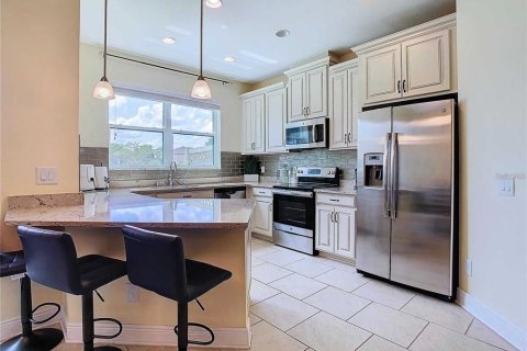 Touwnhouse à vendre à Wesley Chapel, Floride: 3 chambres, 172.15 m2 № 2415418 - photo 14