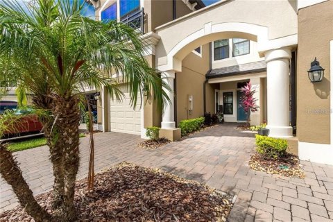 Touwnhouse à vendre à Wesley Chapel, Floride: 3 chambres, 172.15 m2 № 2415418 - photo 3