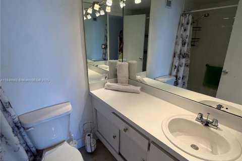 Copropriété à louer à Miami Beach, Floride: 2 chambres, 110.55 m2 № 1961226 - photo 20