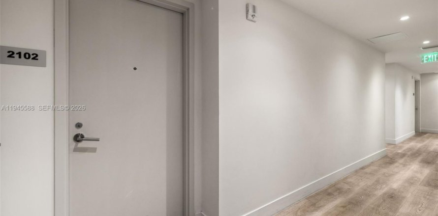 Condo à Miami, Floride, 1 chambre  № 2088977
