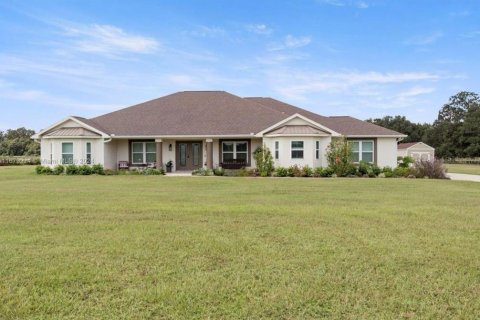 House in Summerfield, Florida 4 bedrooms, 313.27 sq.m. № 1440558 - photo 1