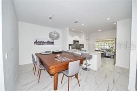 Adosado en venta en Apopka, Florida, 4 dormitorios, 227.89 m2 № 1592724 - foto 5