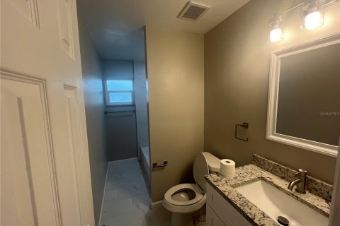 Casa en venta en Orlando, Florida, 4 dormitorios, 169.73 m2 № 1870431 - foto 16