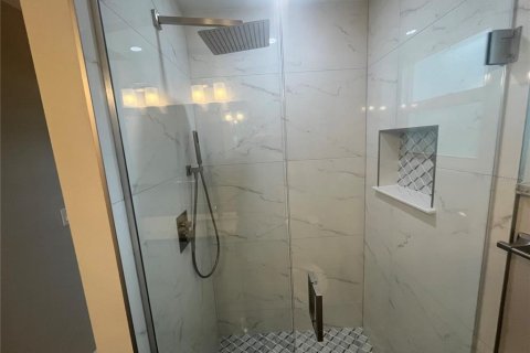 Casa en venta en Orlando, Florida, 4 dormitorios, 169.73 m2 № 1870431 - foto 17