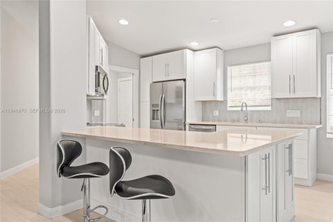 Casa en venta en Palm City, Florida, 2 dormitorios, 143.07 m2 № 2001921 - foto 10