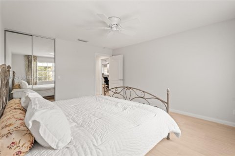 Casa en venta en Palm City, Florida, 2 dormitorios, 143.07 m2 № 2001921 - foto 22