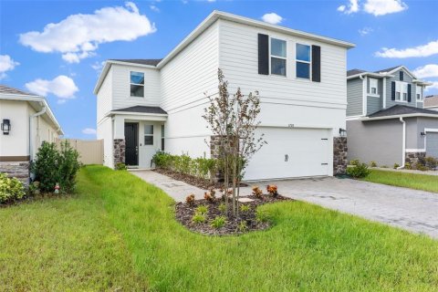Villa ou maison à Palm Bay, Floride 5 chambres, 234.58 m2 № 2363112