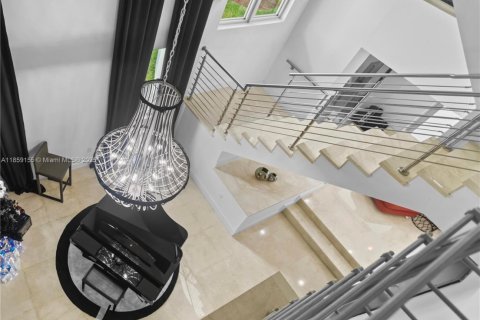 Villa ou maison à vendre à Doral, Floride: 4 chambres, 320.33 m2 № 1977529 - photo 4