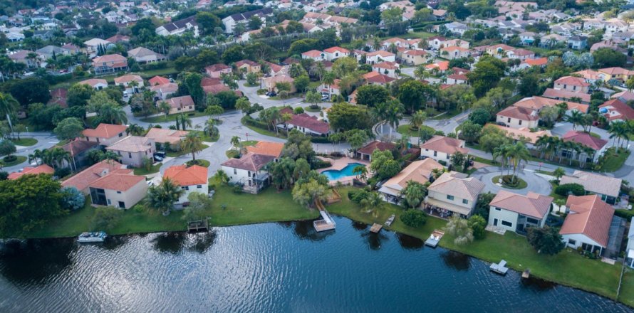 Villa ou maison à Wellington, Floride 3 chambres, 112.23 m2 № 890329