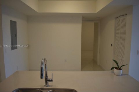 Villa ou maison à vendre à Doral, Floride: 1 chambre, 77.39 m2 № 1921992 - photo 5