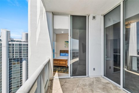 Condominio en venta en Sunny Isles Beach, Florida, 3 dormitorios, 207.73 m2 № 1774193 - foto 23