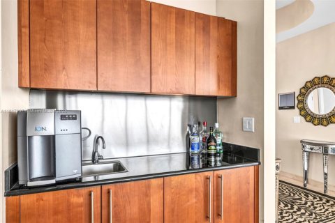 Condominio en venta en Sunny Isles Beach, Florida, 3 dormitorios, 207.73 m2 № 1774193 - foto 12