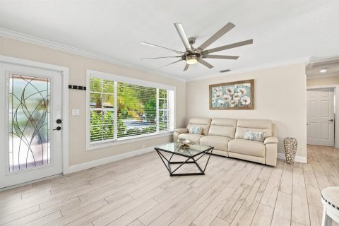 House in Lighthouse Point, Florida 4 bedrooms, 206.61 sq.m. № 2305316 - photo 7