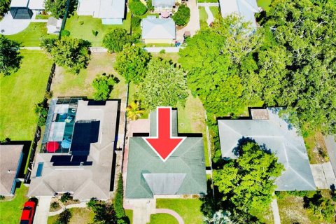 House in Dunedin, Florida 2 bedrooms, 167.78 sq.m. № 1879487 - photo 4
