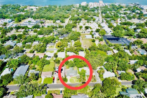 Casa en venta en Dunedin, Florida, 2 dormitorios, 167.78 m2 № 1879487 - foto 10