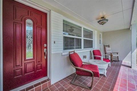 House in Dunedin, Florida 2 bedrooms, 167.78 sq.m. № 1879487 - photo 14