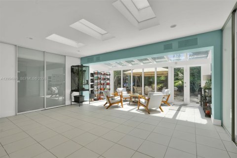 Купить виллу или дом в Майами, Флорида 4 спальни, 278.52м2, № 2069022 - фото 26