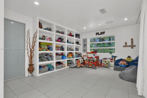 Купить виллу или дом в Майами, Флорида 4 спальни, 278.52м2, № 2069022 - фото 29