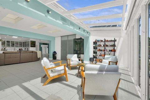 Купить виллу или дом в Майами, Флорида 4 спальни, 278.52м2, № 2069022 - фото 25