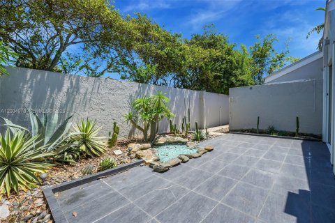 Купить виллу или дом в Майами, Флорида 4 спальни, 278.52м2, № 2069022 - фото 4