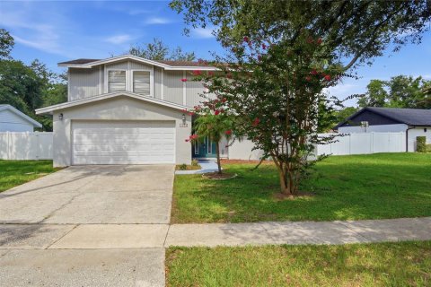 Villa ou maison à louer à Tampa, Floride: 3 chambres, 172.8 m2 № 2338913 - photo 3