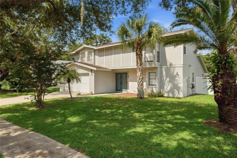 Villa ou maison à louer à Tampa, Floride: 3 chambres, 172.8 m2 № 2338913 - photo 2